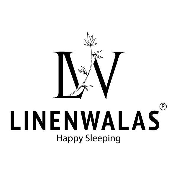 Pinch Pleat Curtains Set of 2 (4 Piece) Maroon Color / Blackout